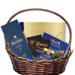 Луксозната подаръчна кошница в синьо