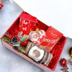 Коледен подаръчен комплект с бисквити